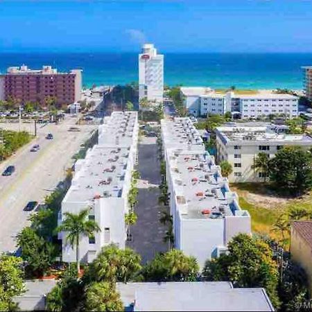 Across The Ocean Few Steps To Beach Contemporary Three Bedroom Townhouse Pompano Beach Eksteriør billede
