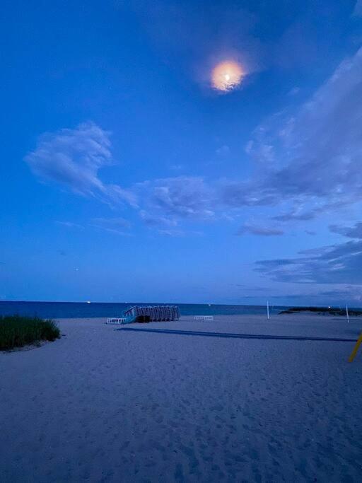 Across The Ocean Few Steps To Beach Contemporary Three Bedroom Townhouse Pompano Beach Eksteriør billede