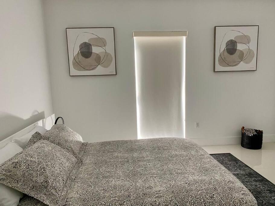 Across The Ocean Few Steps To Beach Contemporary Three Bedroom Townhouse Pompano Beach Eksteriør billede